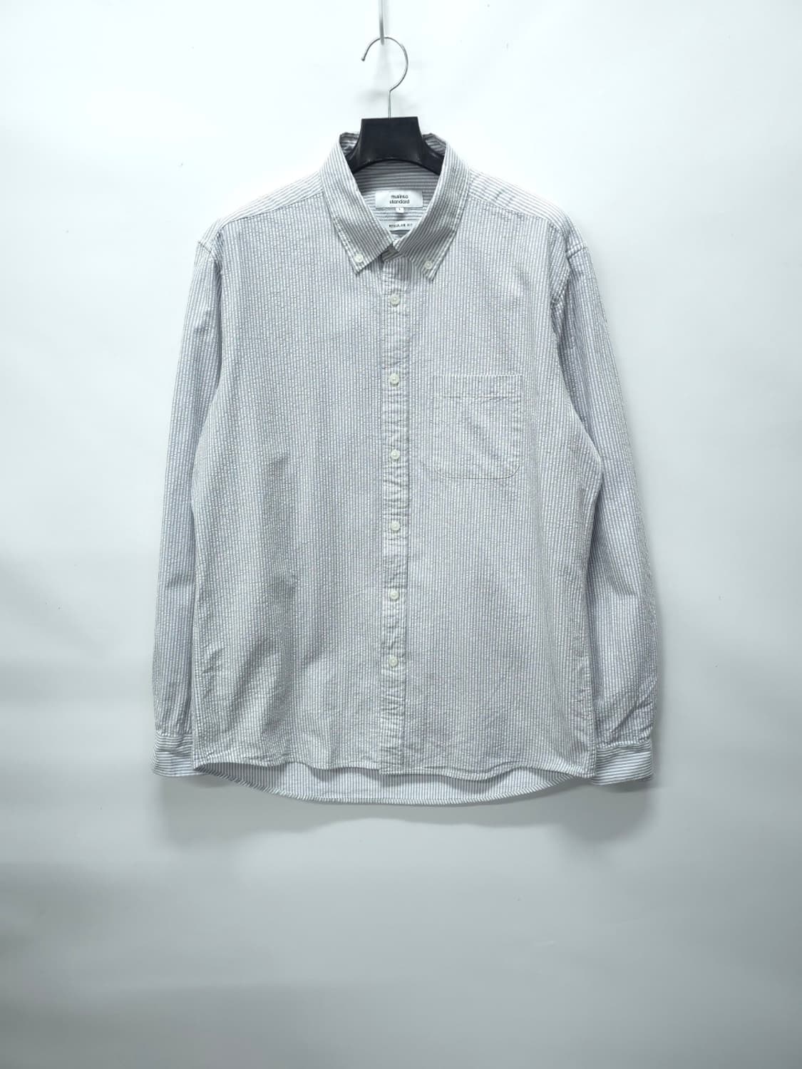 무신사 스탠다드 레귤러핏 시어서커 스트라이프 셔츠 (L) 상품이미지1
