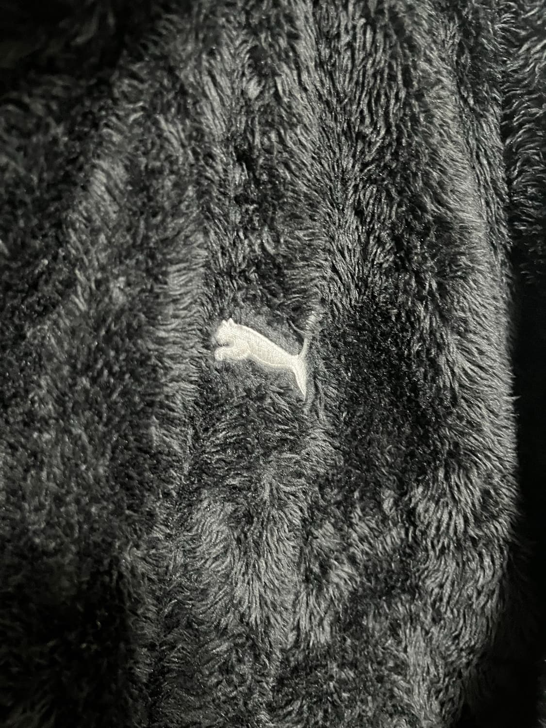 푸마 블랙 뽀글이 플리스 집업 상품이미지2