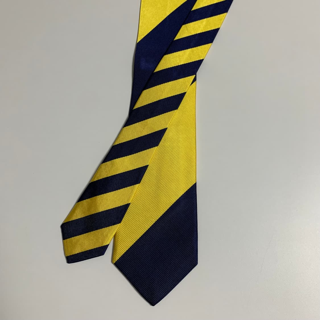 빔즈(BEAMS) 레지멘탈 클래식넥타이 100실크 최상급 상품이미지3