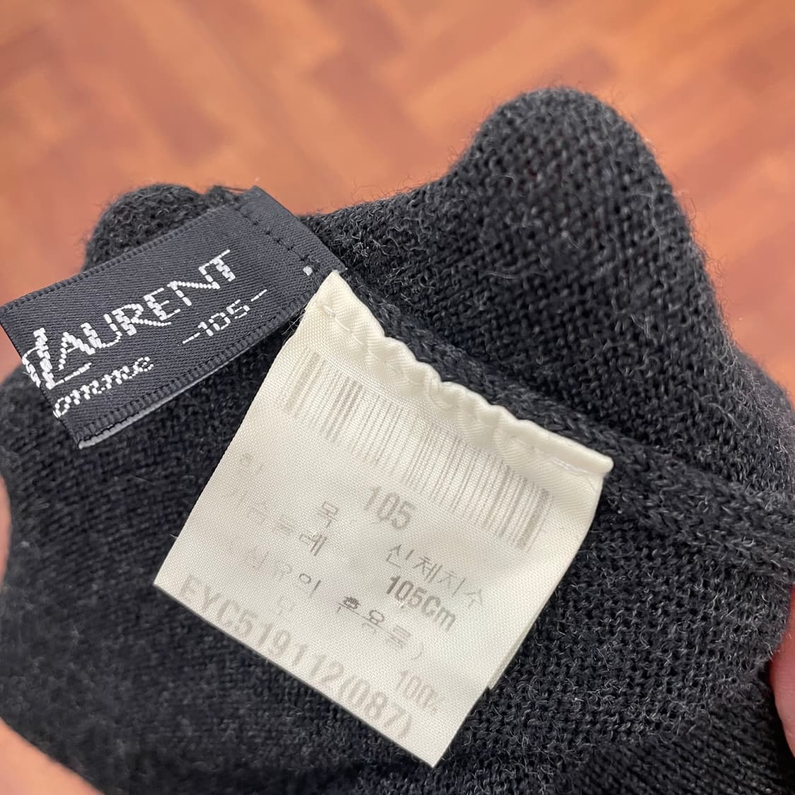 입생로랑 차콜 터틀넥 니트 상품이미지2