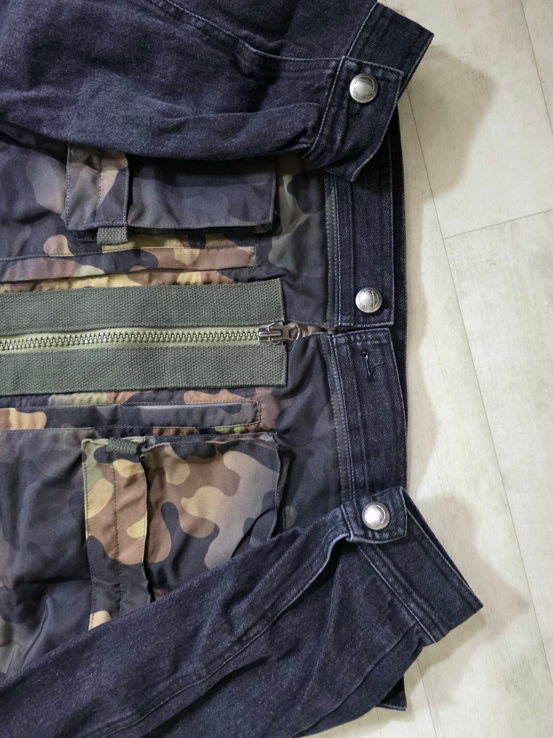 앤더슨벨 카모플라주 집업 데님 자켓 M 상품이미지2