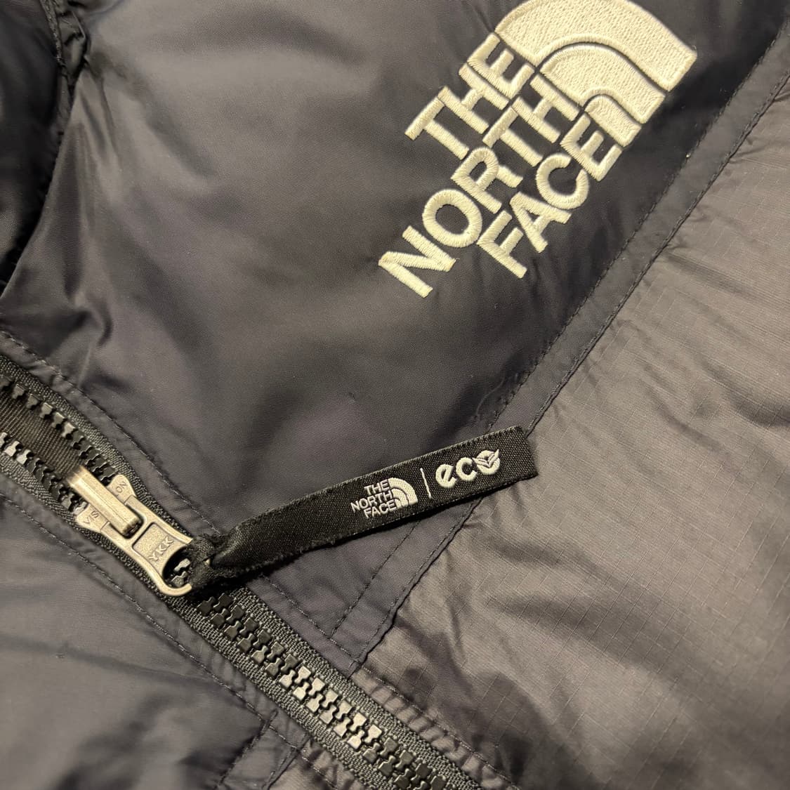 [XL] 노스페이스 1996 구스 다운 눕시 블랙 패딩 C49 상품이미지4