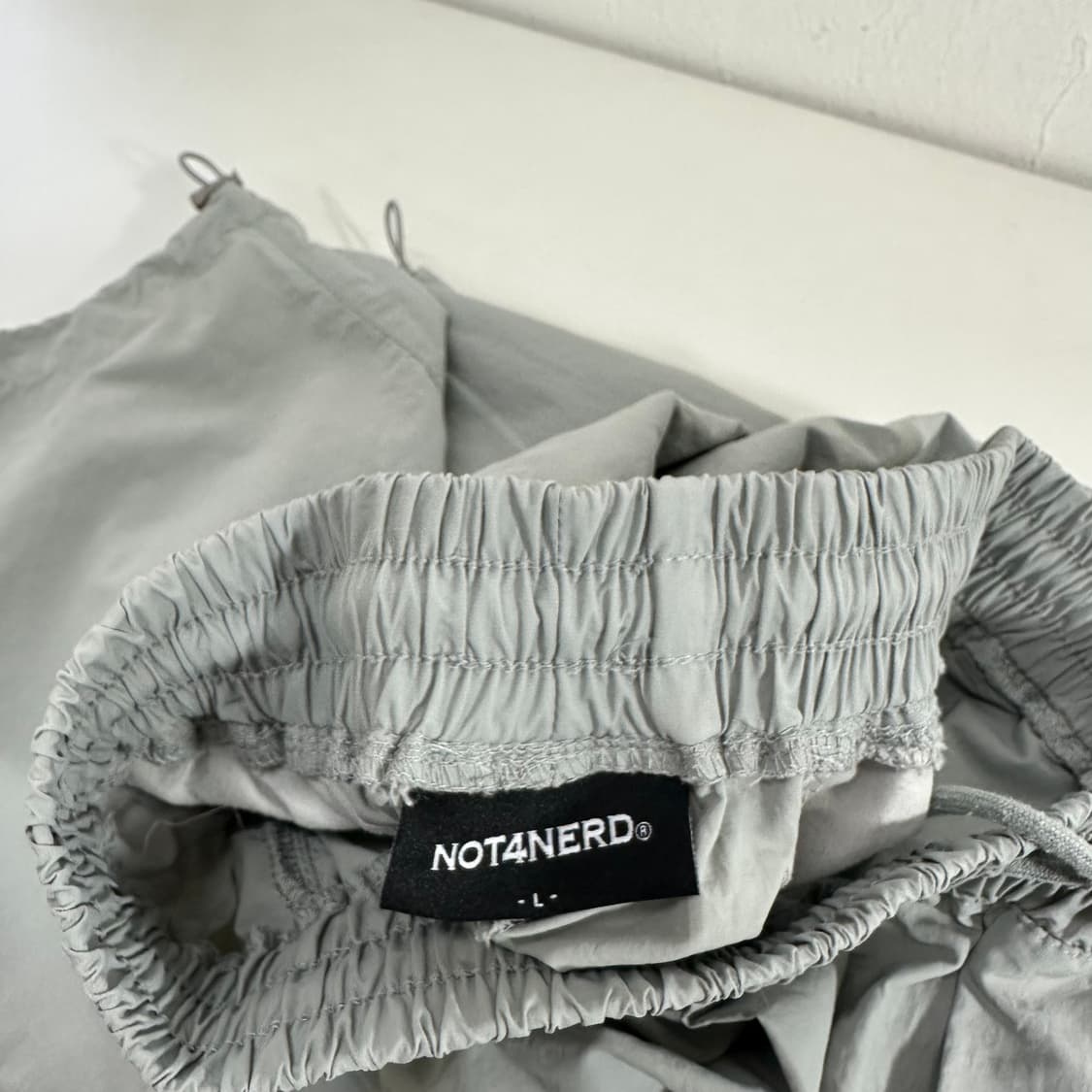 L 낫포너드 그레이 세미와이드핏 카고 나일론팬츠 상품이미지3