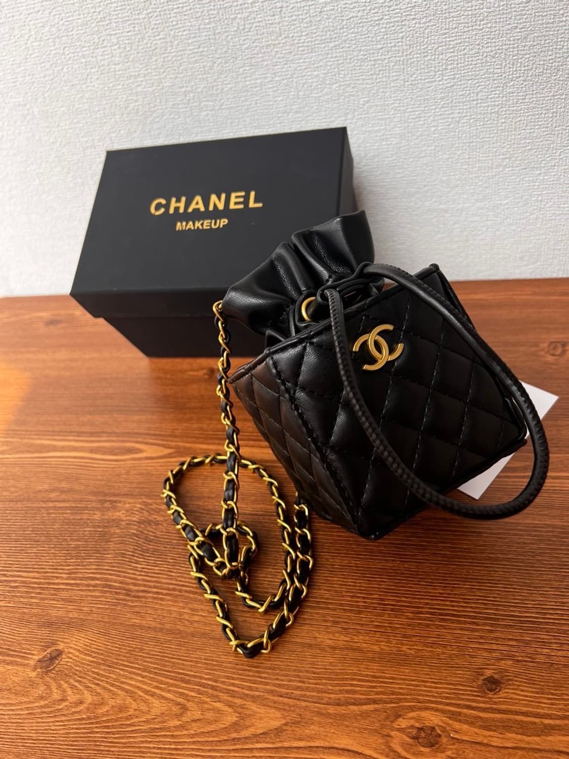 샤넬VIP 미니버킷  복조리 크로스 체인백 블랙 상품이미지2