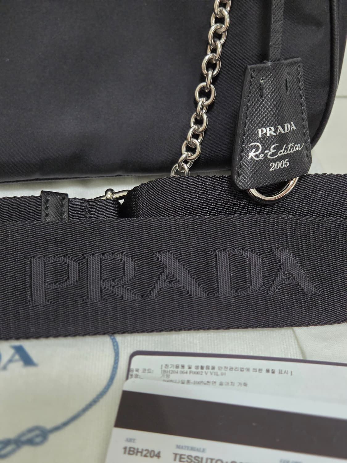 [새상품급] 프라다 리에디션 테수토 은장 체인 호보백  상품이미지6