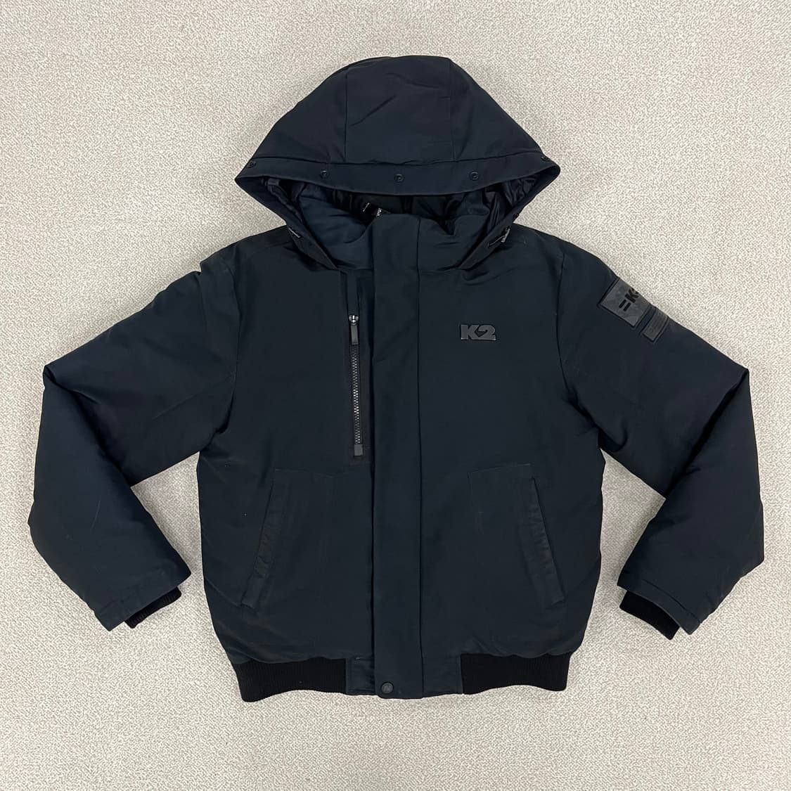 [95] K2 케이투 공용 매킨리 구스다운 숏 패딩 자켓 블랙 3926 상품이미지1