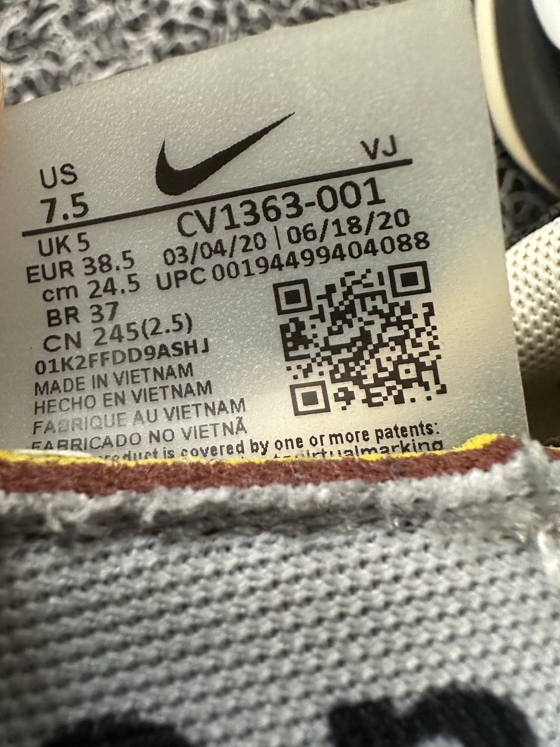 나이키 사카이 베이퍼와플 260 상품이미지9