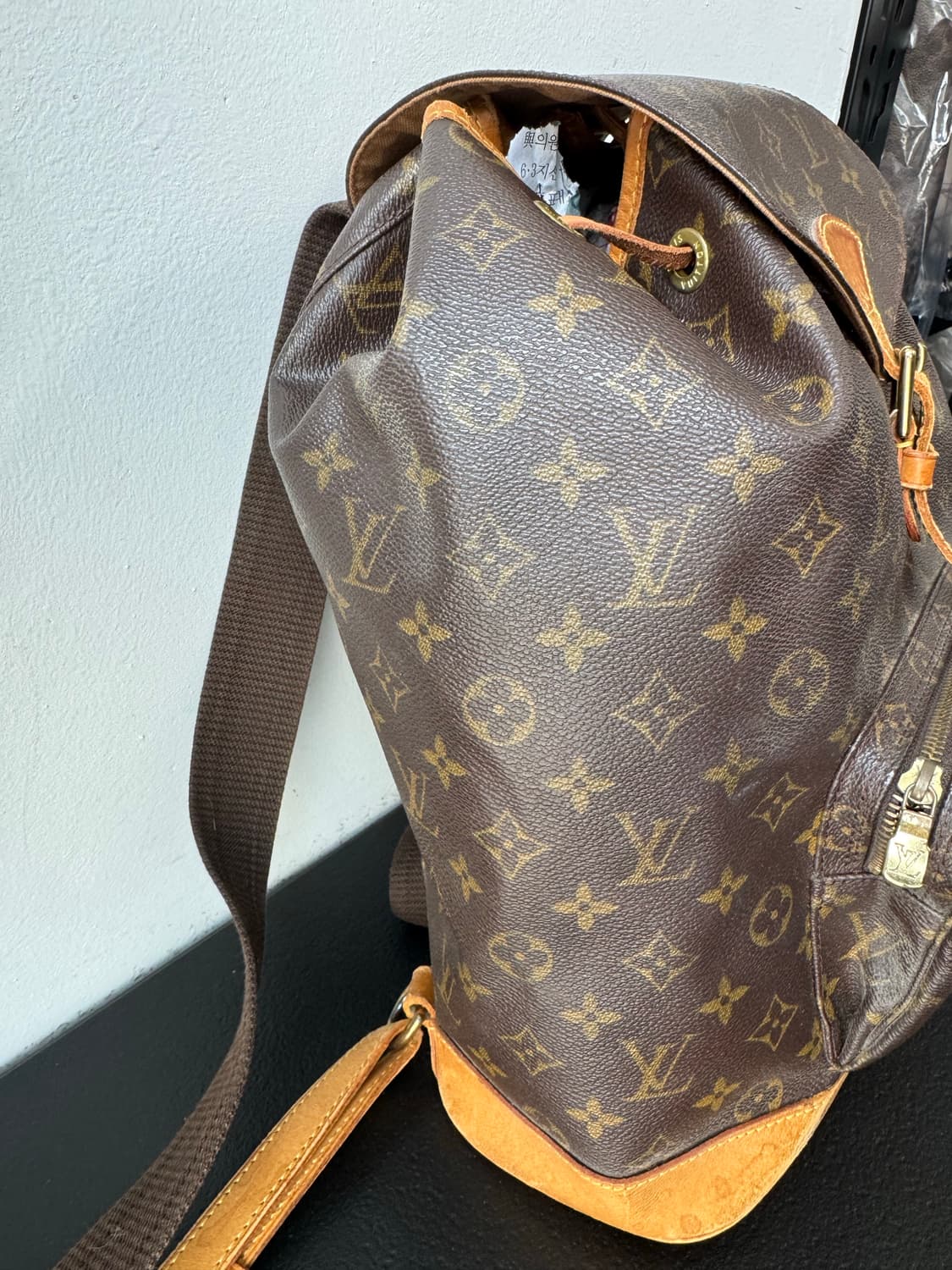 루이비통 백팩(정품) 상품이미지4