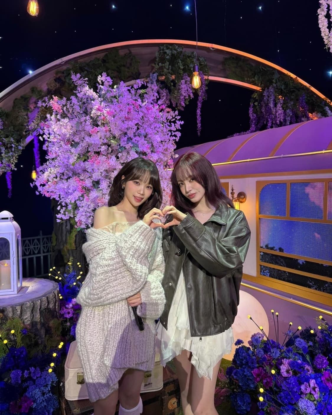 아이브 리즈 착용 / 다이닛 레더 봄버 자켓 브라운 상품이미지4