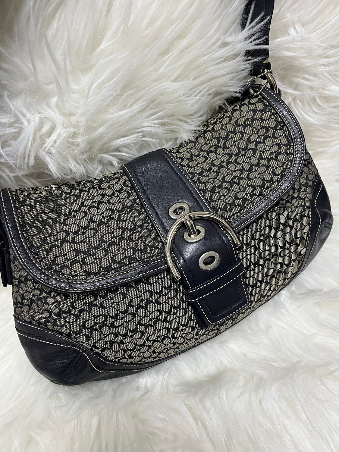 vintage coach signature shoulder bag 상품이미지4