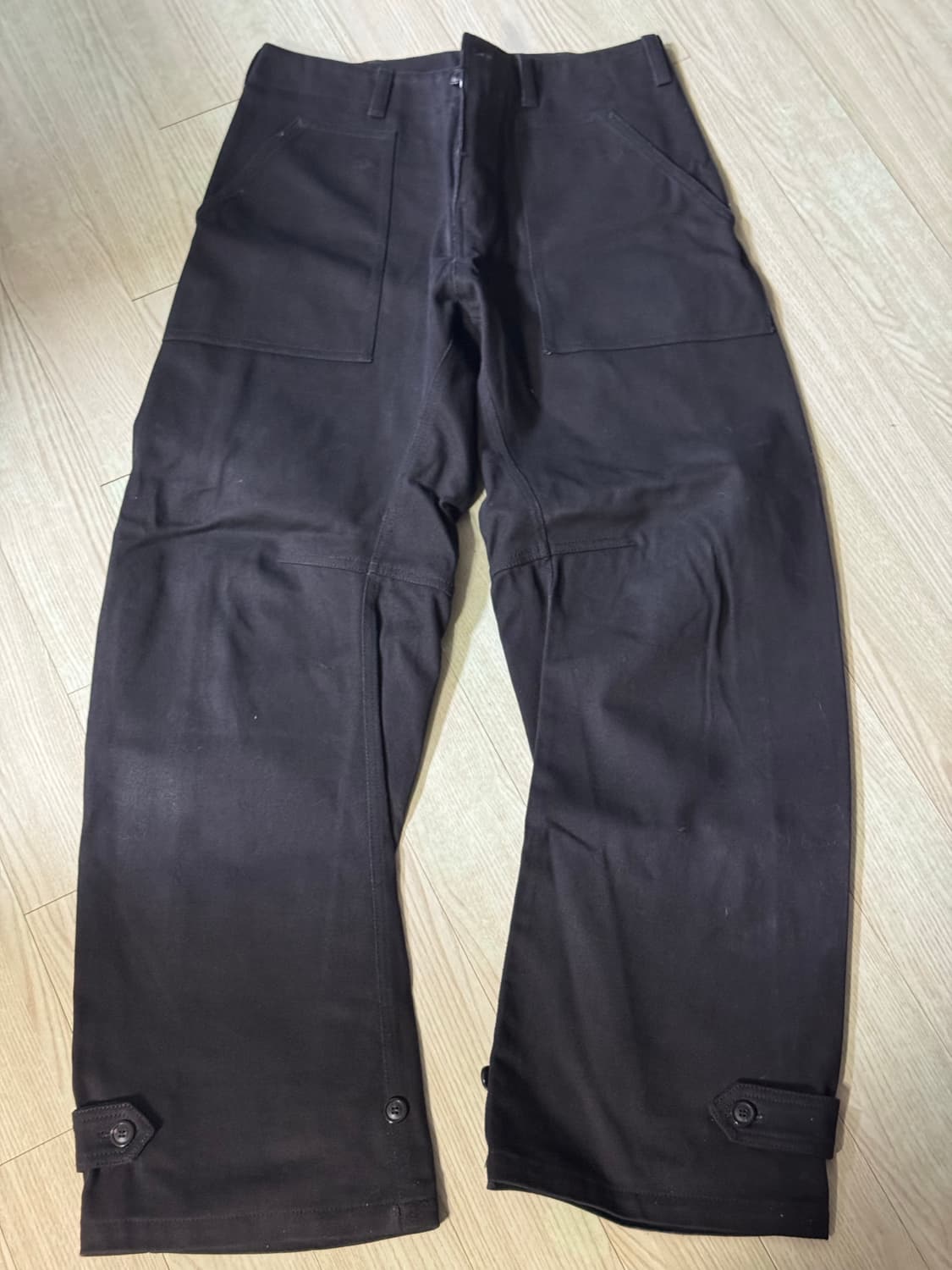 쿠어 커브드 팬츠 상품이미지1