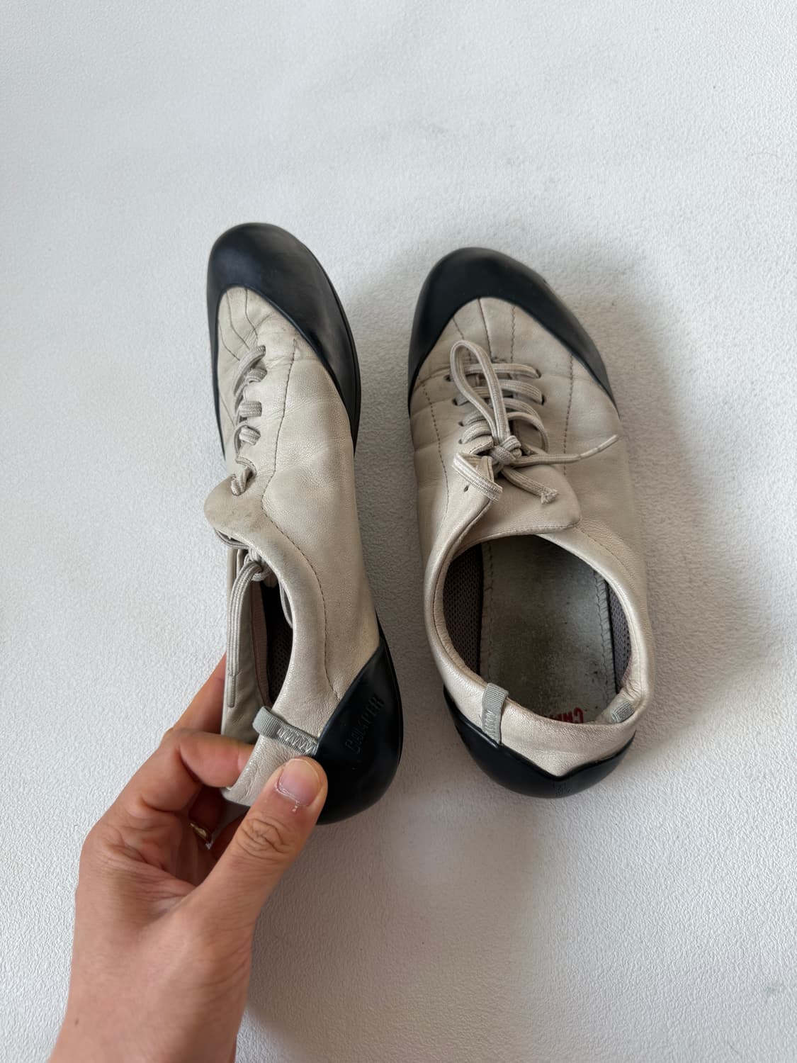 [약 230]캠퍼(CAMPER) 레더 스니커즈 상품이미지5