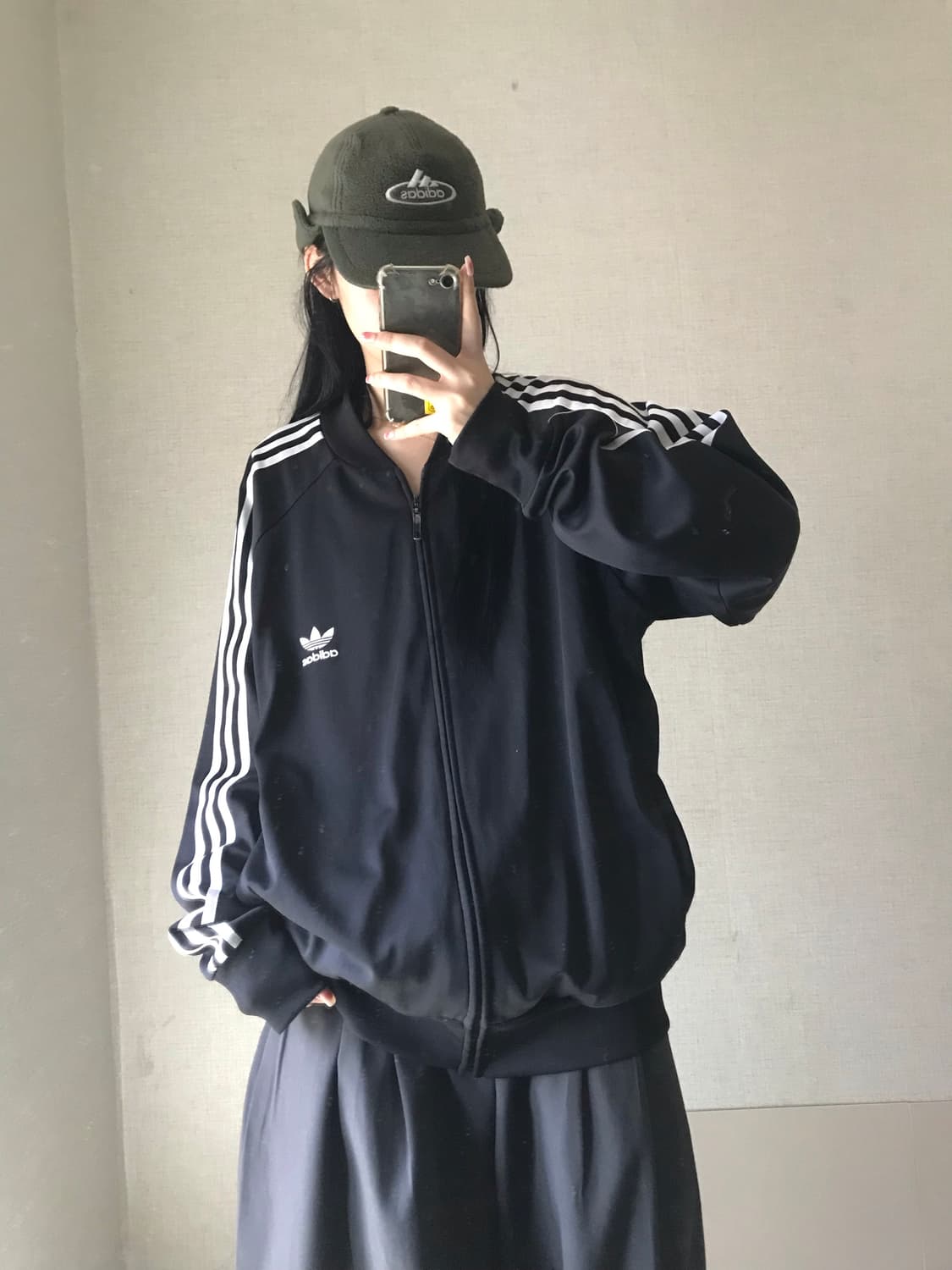 아디다스 블랙 오버핏 져지 상품이미지2