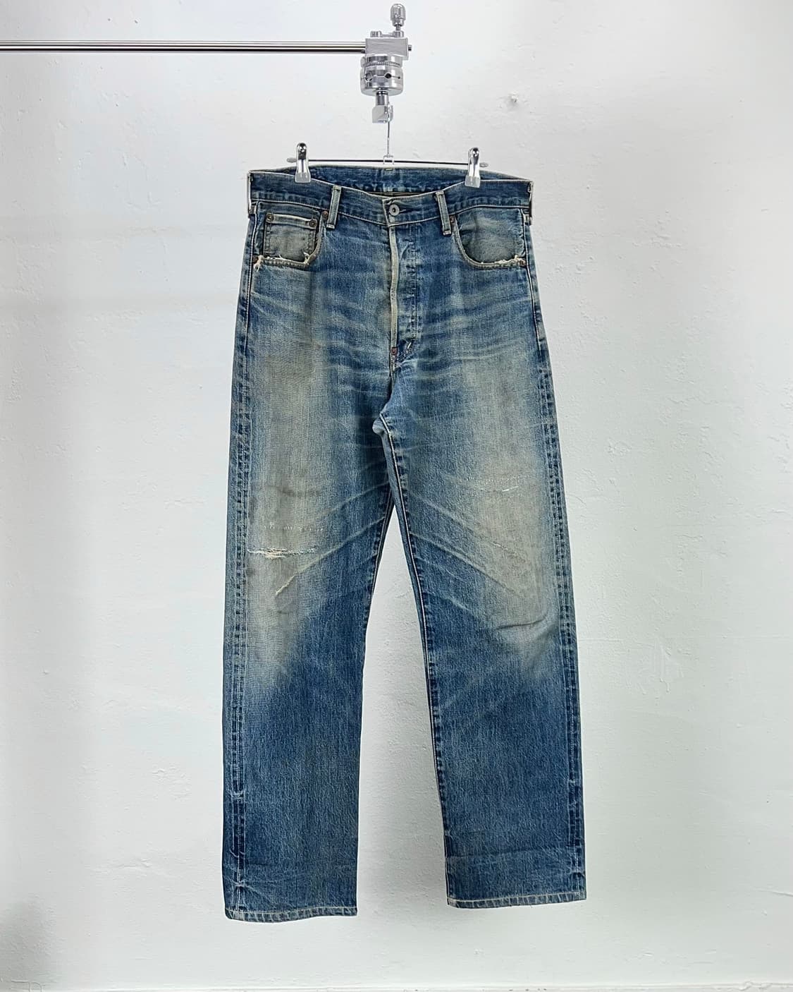 리바이스 빅 E 702 버튼 플라이 하드 페이디드 워시 데님 팬츠 상품이미지1