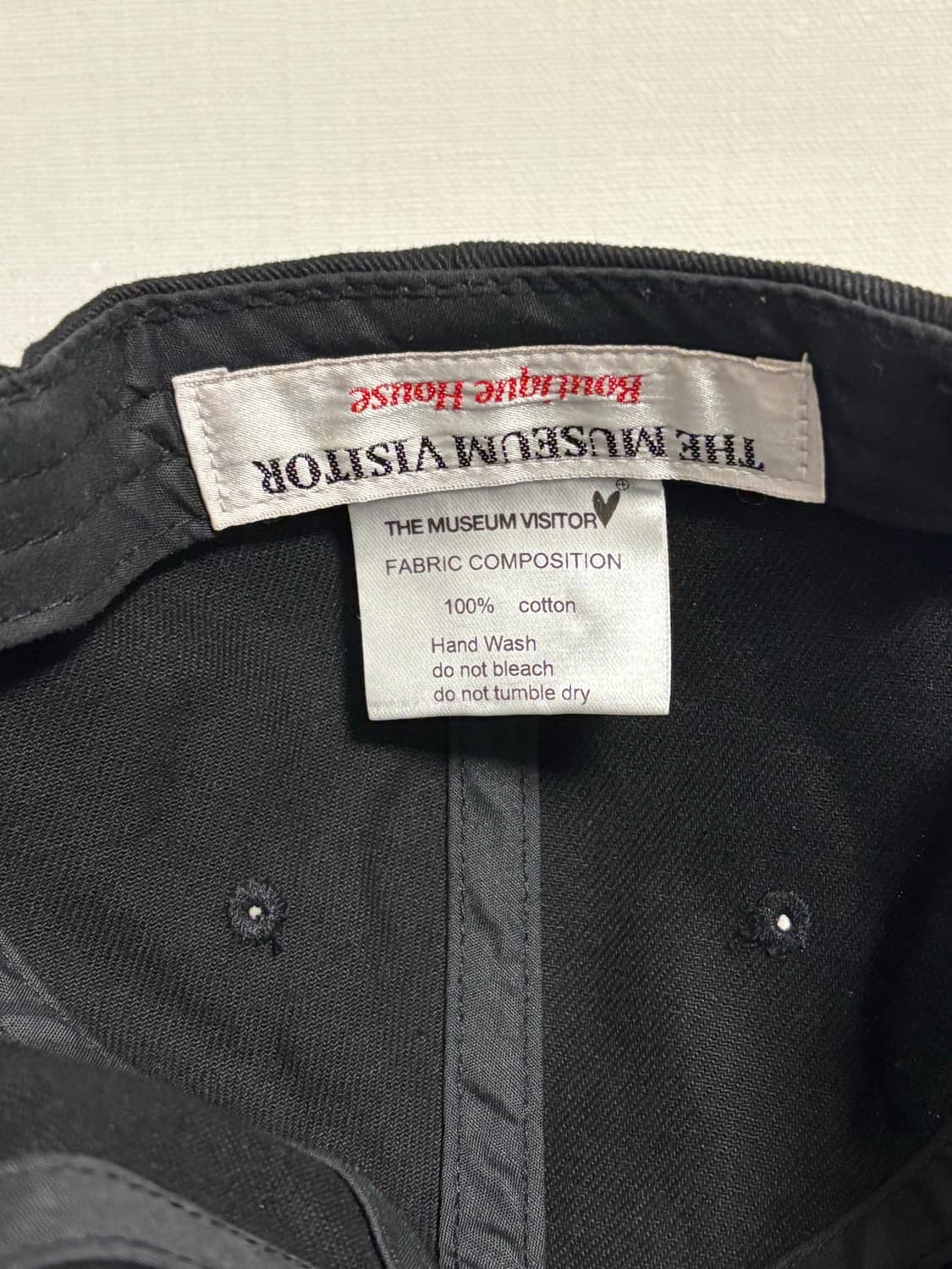 더뮤지엄비지터 익스클루시브 모자 상품이미지5