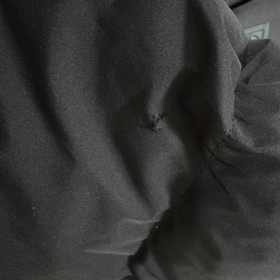 게스 덕다운 푸퍼 패딩 상품이미지10