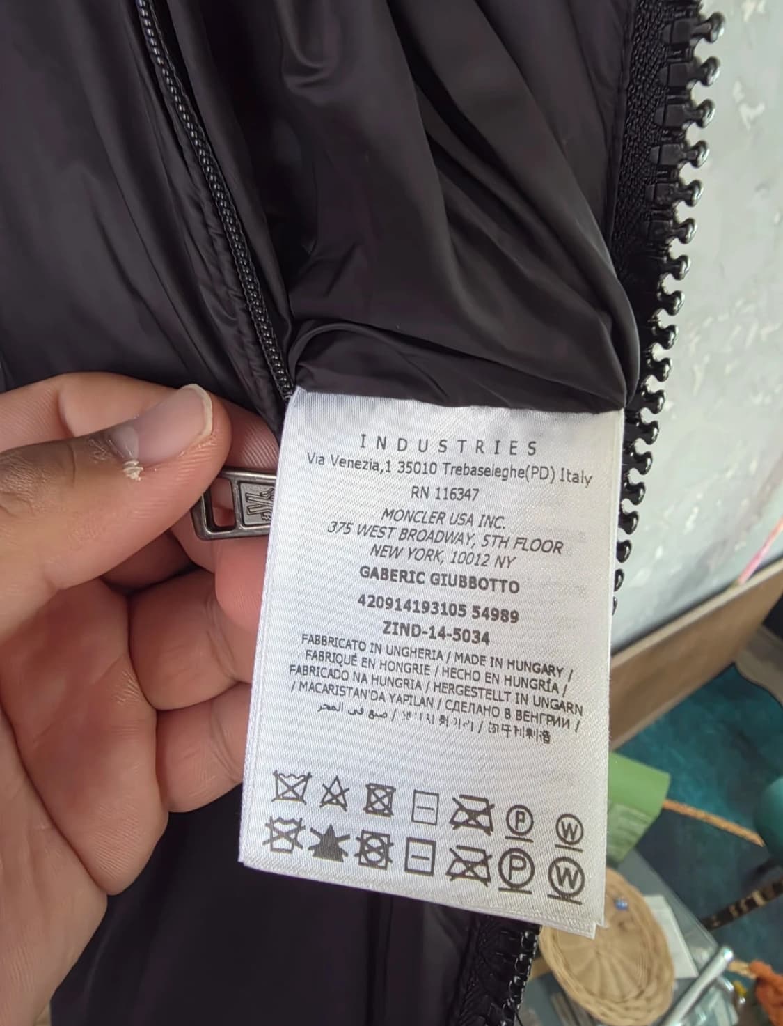 몽클레어 가베릭 레더패딩 4사이즈 상품이미지8