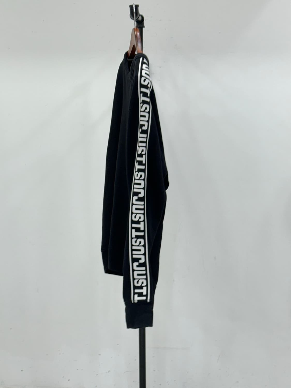 저스트 까발리 남성 맨투맨 상품이미지4