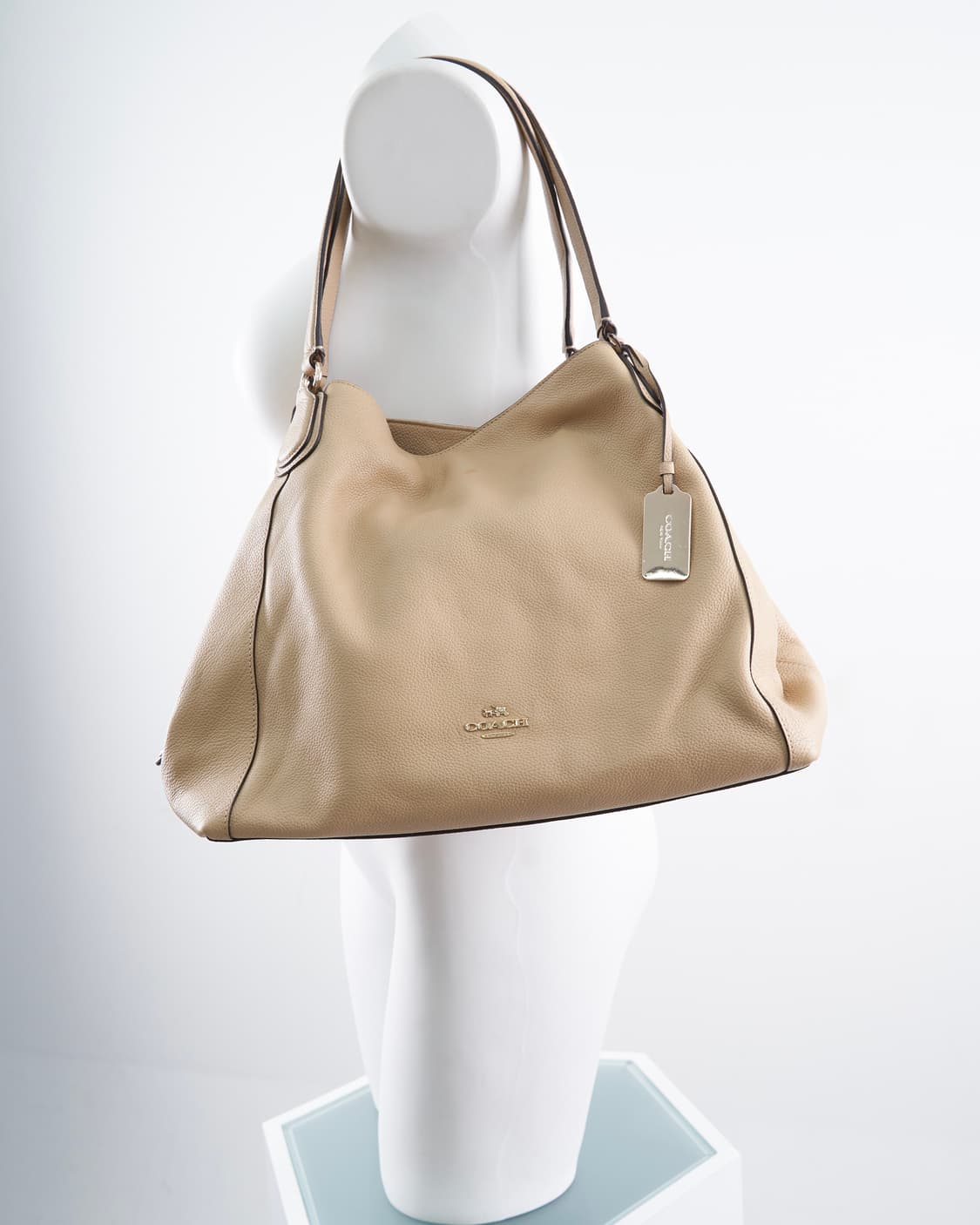 Coach 에디 페이블 레더 숄더백 상품이미지1