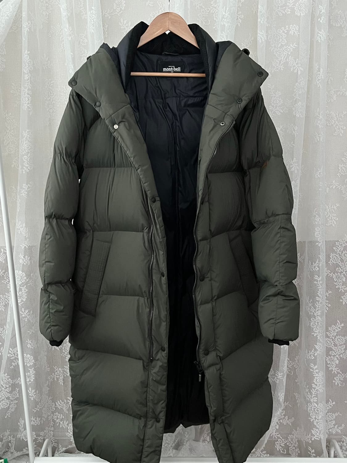 110) 몽벨 구스다운 롱패딩 카키 상품이미지3