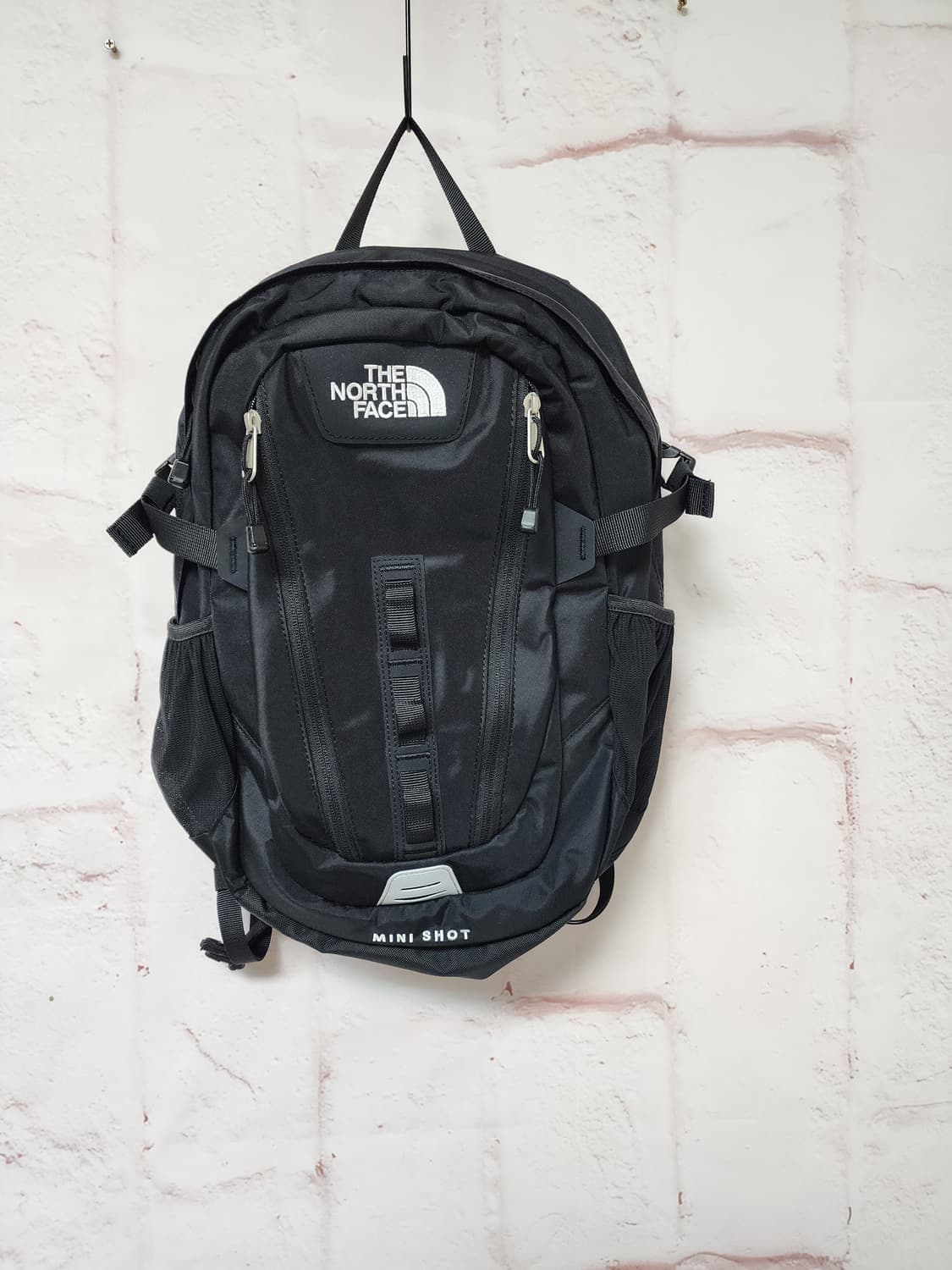 노스페이스 미니샷 블랙 백팩입 상품이미지1
