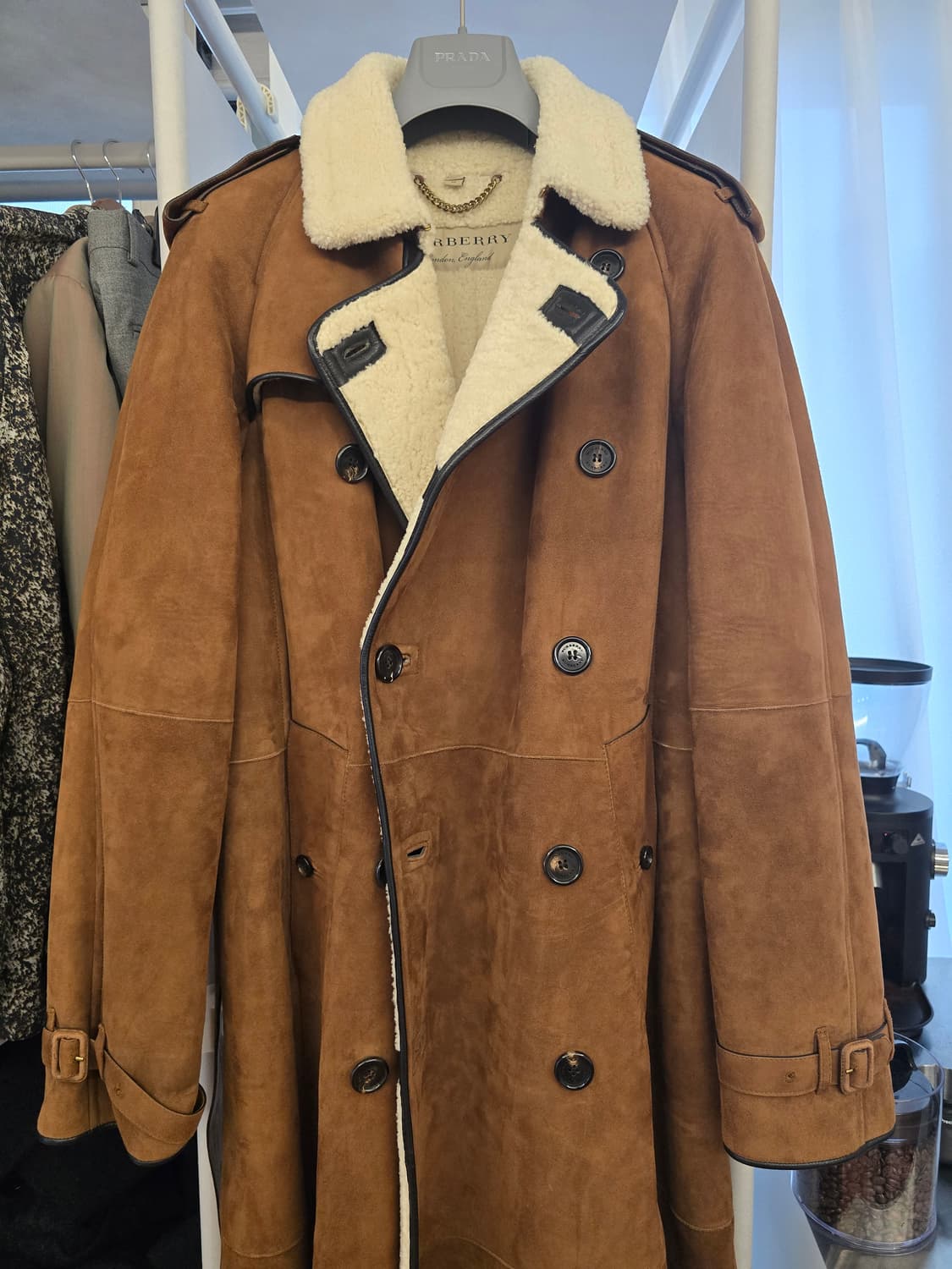 버버리 카멜 스웨이드 무스탕 롱 코트 50사이즈 상품이미지3