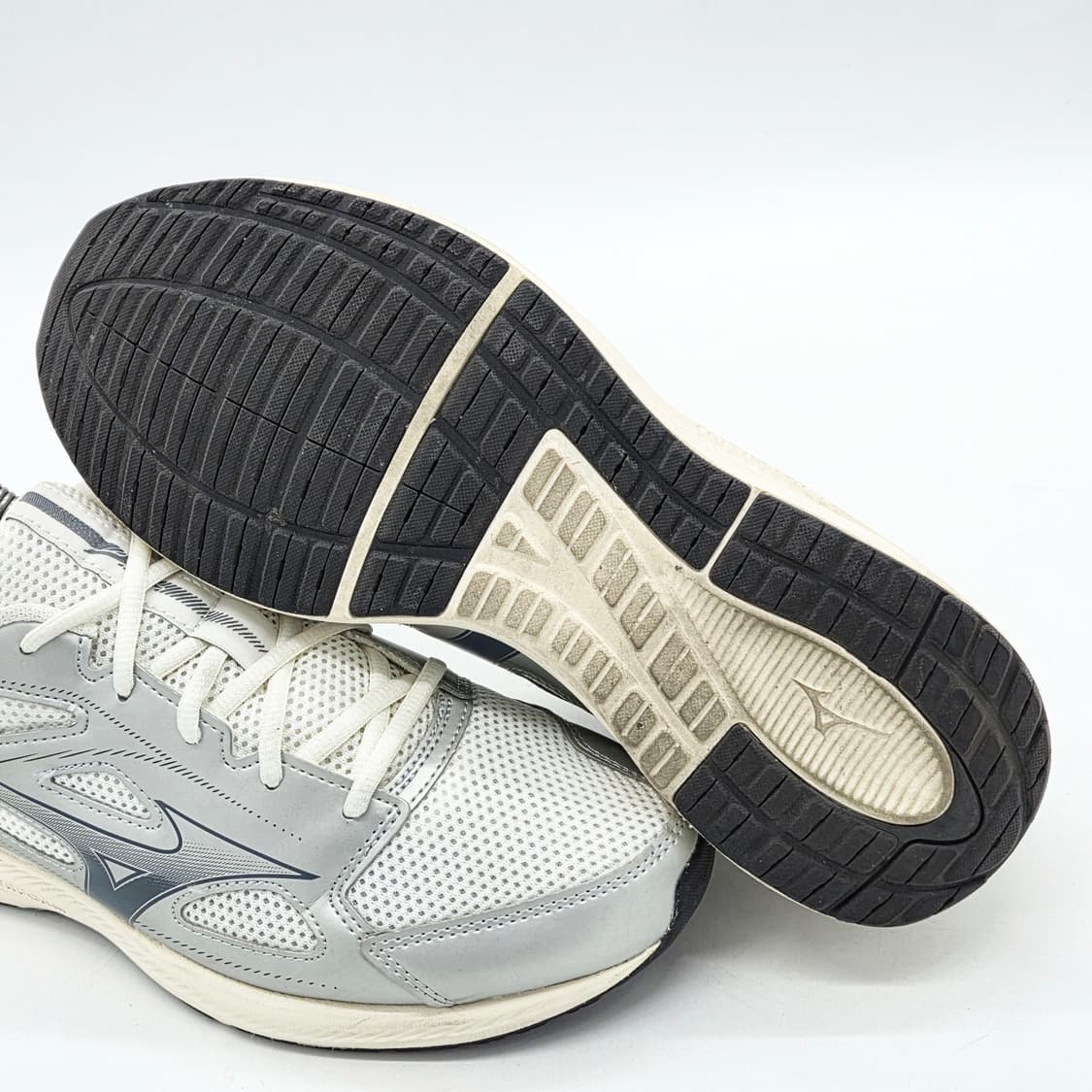 미즈노 25ss 맥시마이저 26 그레이/화이트 (270) 상품이미지3