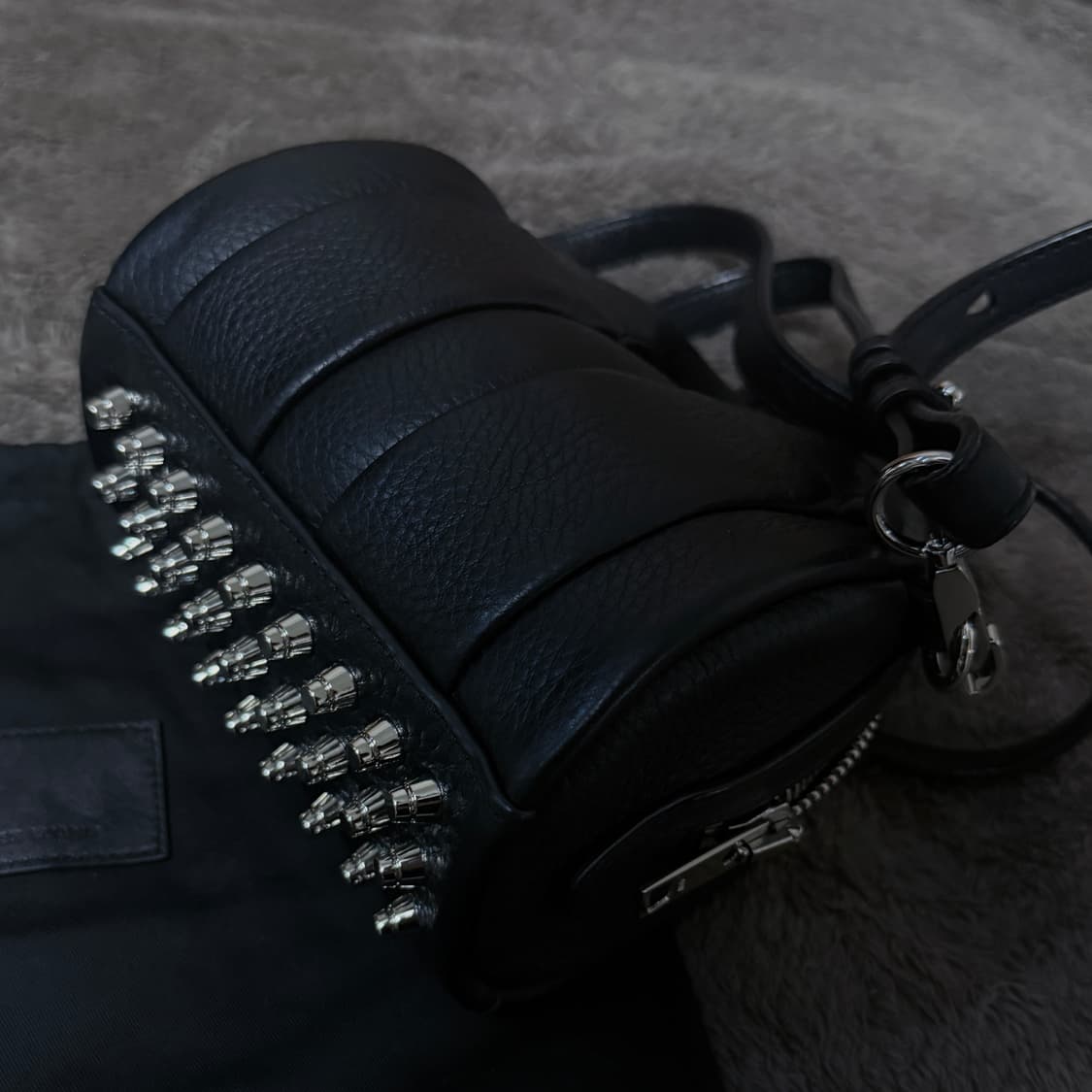 Alexander Wang 알렉산더왕 스터드 미니 크로스백 상품이미지3