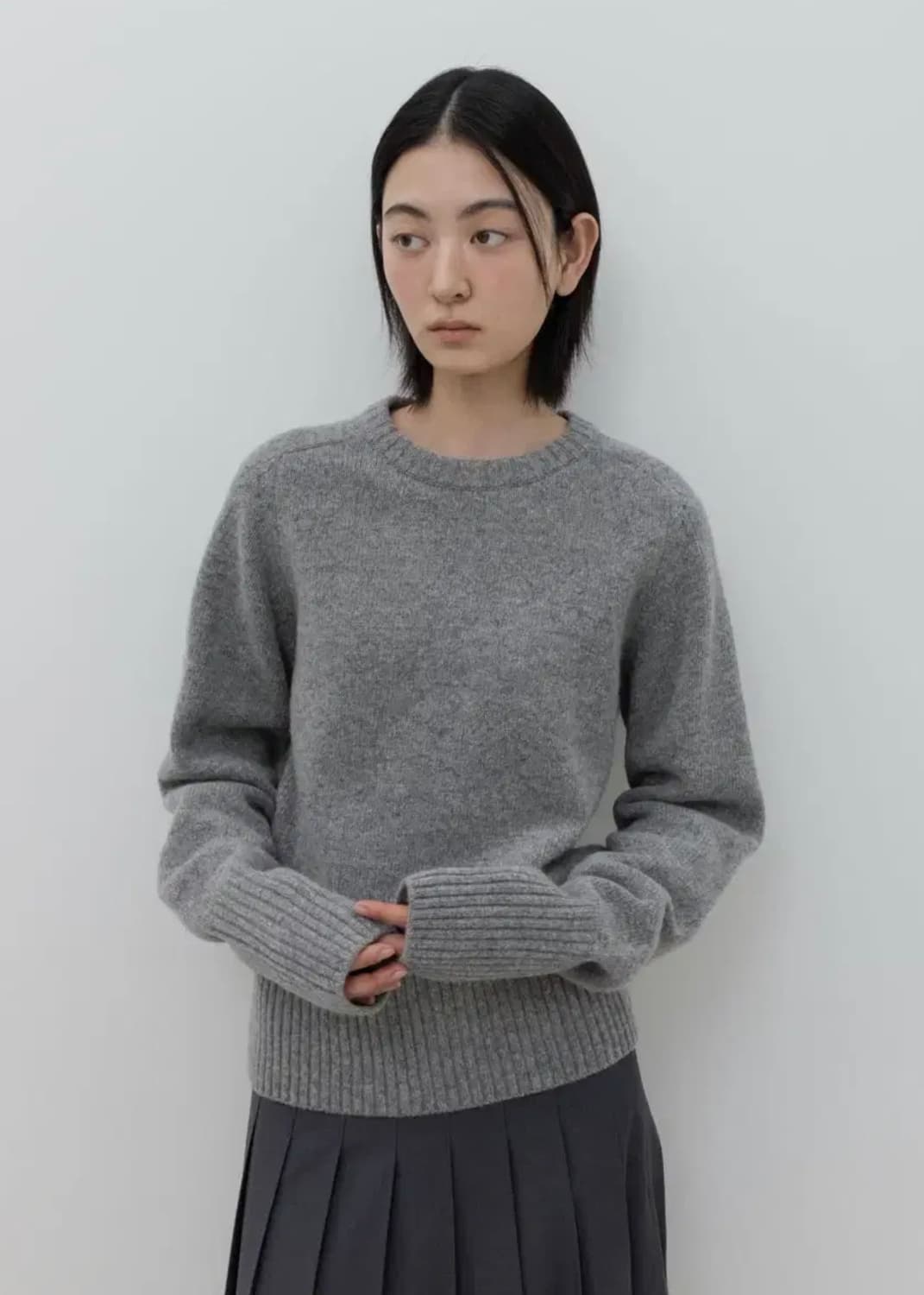 지비에이치 어패럴 WOOL CREW NECK KNIT 상품이미지1