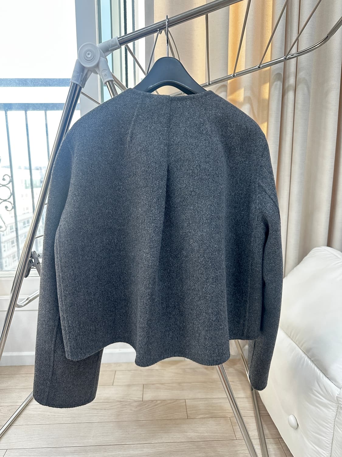 [라메레이] 커브 디테일 숏 핸드메이드 자켓 차콜 상품이미지10