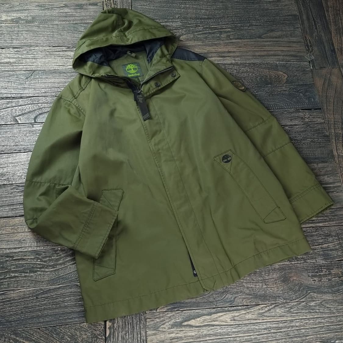 [팀버랜드] 로고 패치 후드 바람막이 카키 M18321 상품이미지1