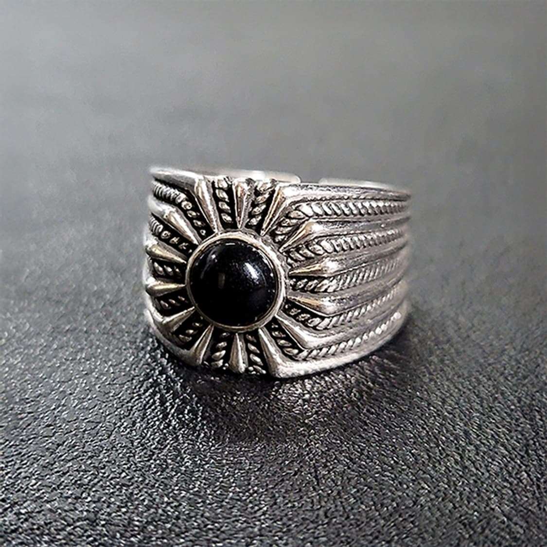 Helior 백동 빅사이즈 남자 엔틱 빈티지 그림자 태양 방패 반지 상품이미지1