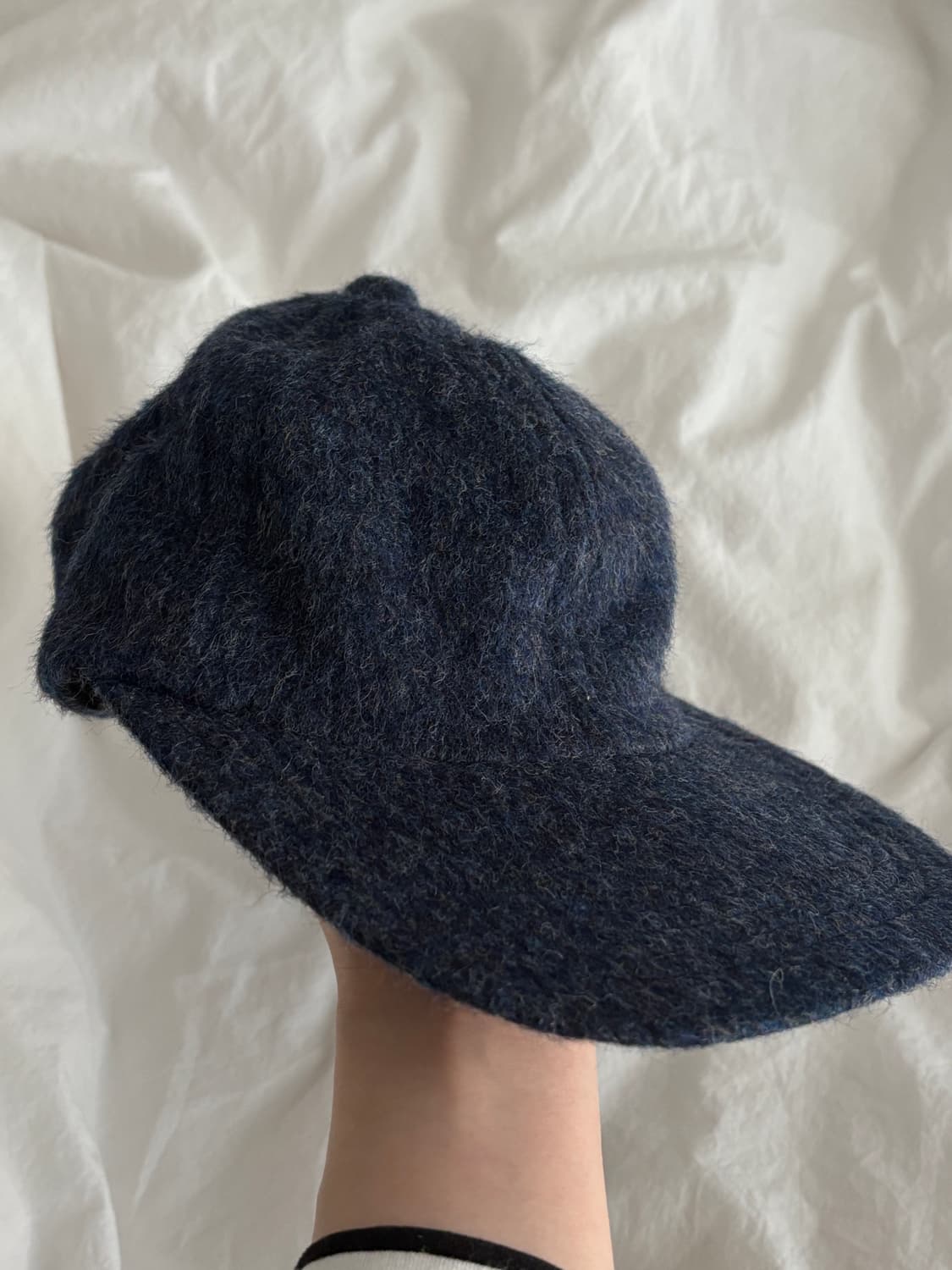 O.c.r.l shaggy cap 모헤어 볼캡 상품이미지2