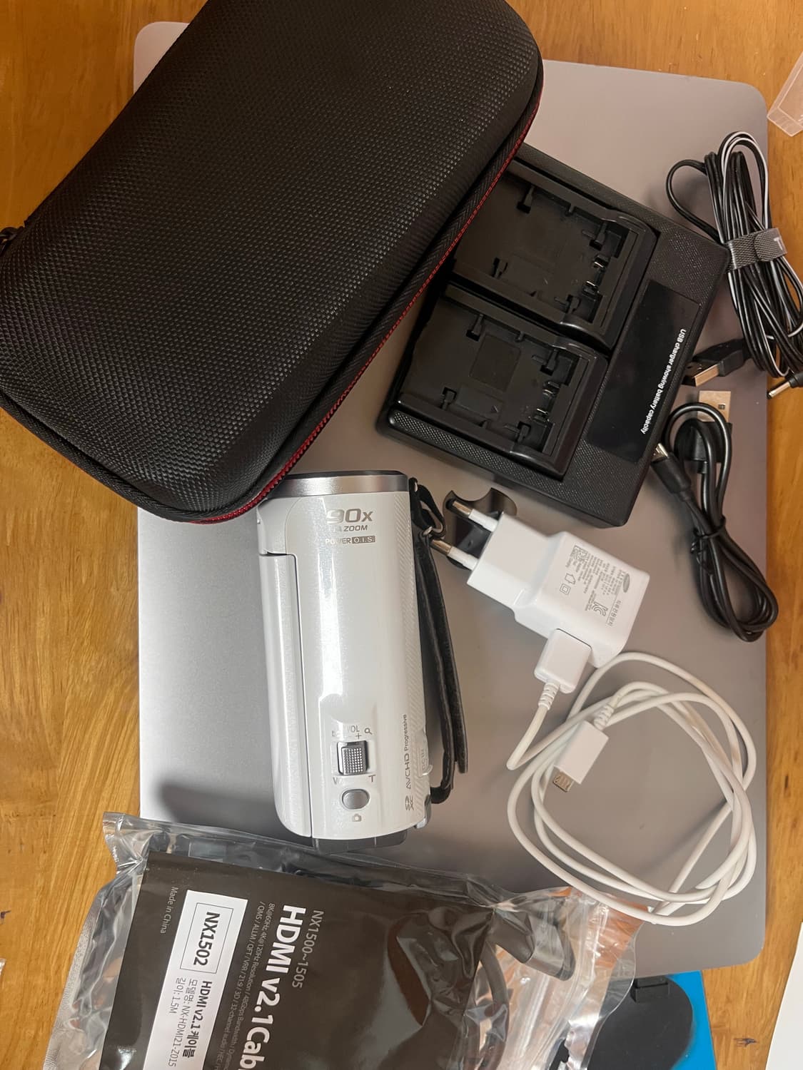 파나소닉 HC-V230M Full HD 캠코더 화이트 상품이미지7