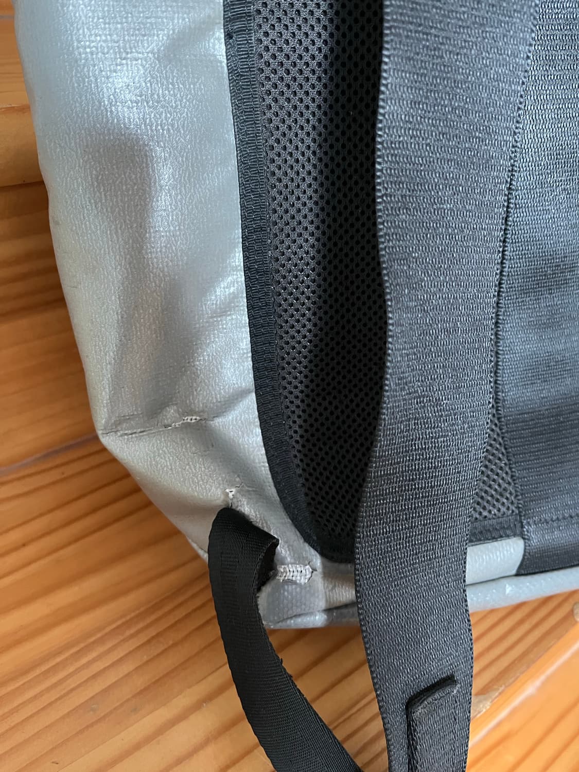 정품) 프라이탁 프린지 백팩 올실버 희귀템 상품이미지8