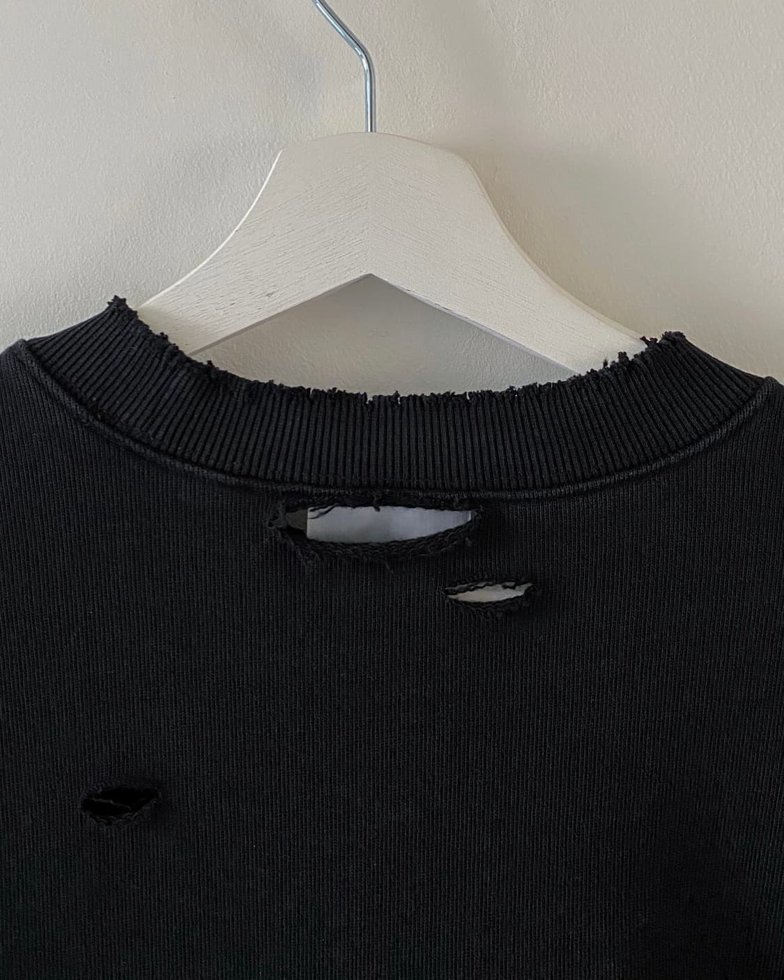 칼하트 디스트로이드 페인팅 맨투맨 상품이미지8