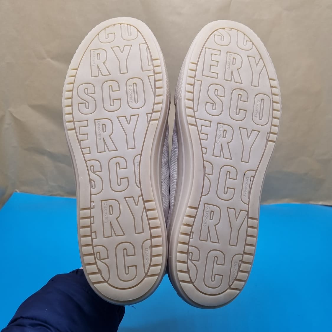 디스커버리 스니커즈 250. 상품이미지3