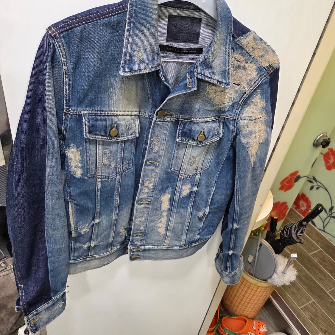 디젤 디스트로이드 데님 자켓 상품이미지1