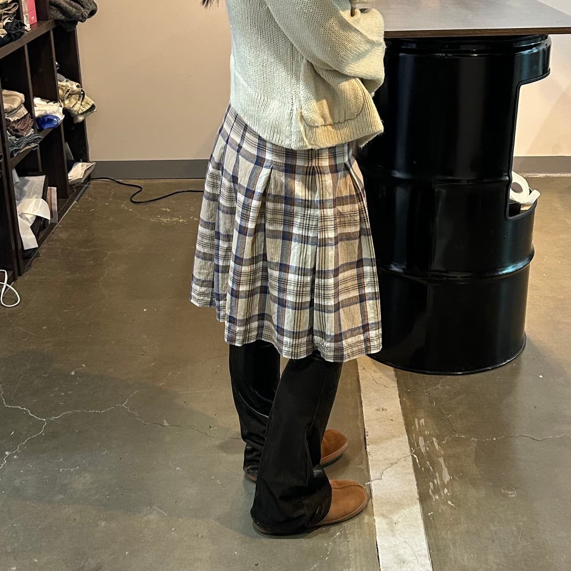 베이지 체크패턴 미디 스커트 상품이미지2