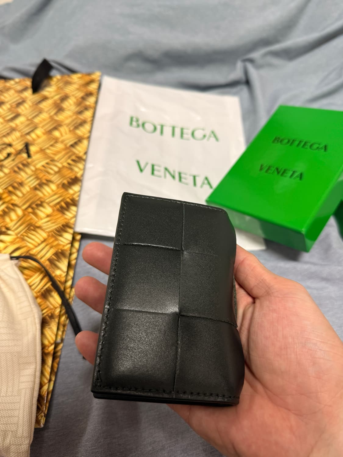 보테가베네타 카드 지갑 카세트 플랩 상품이미지1