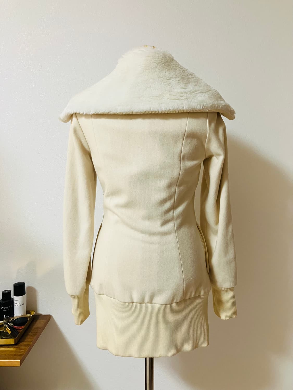 아디다스 오리지널 아이보리 퍼 후드 자켓 오네갸루 y2k 중티다스 상품이미지4