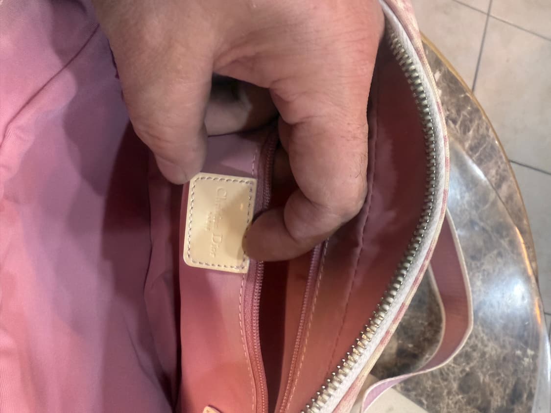 정품 디올 오빌리크 트로터 걸리 크로스백 팝니다 상품이미지8