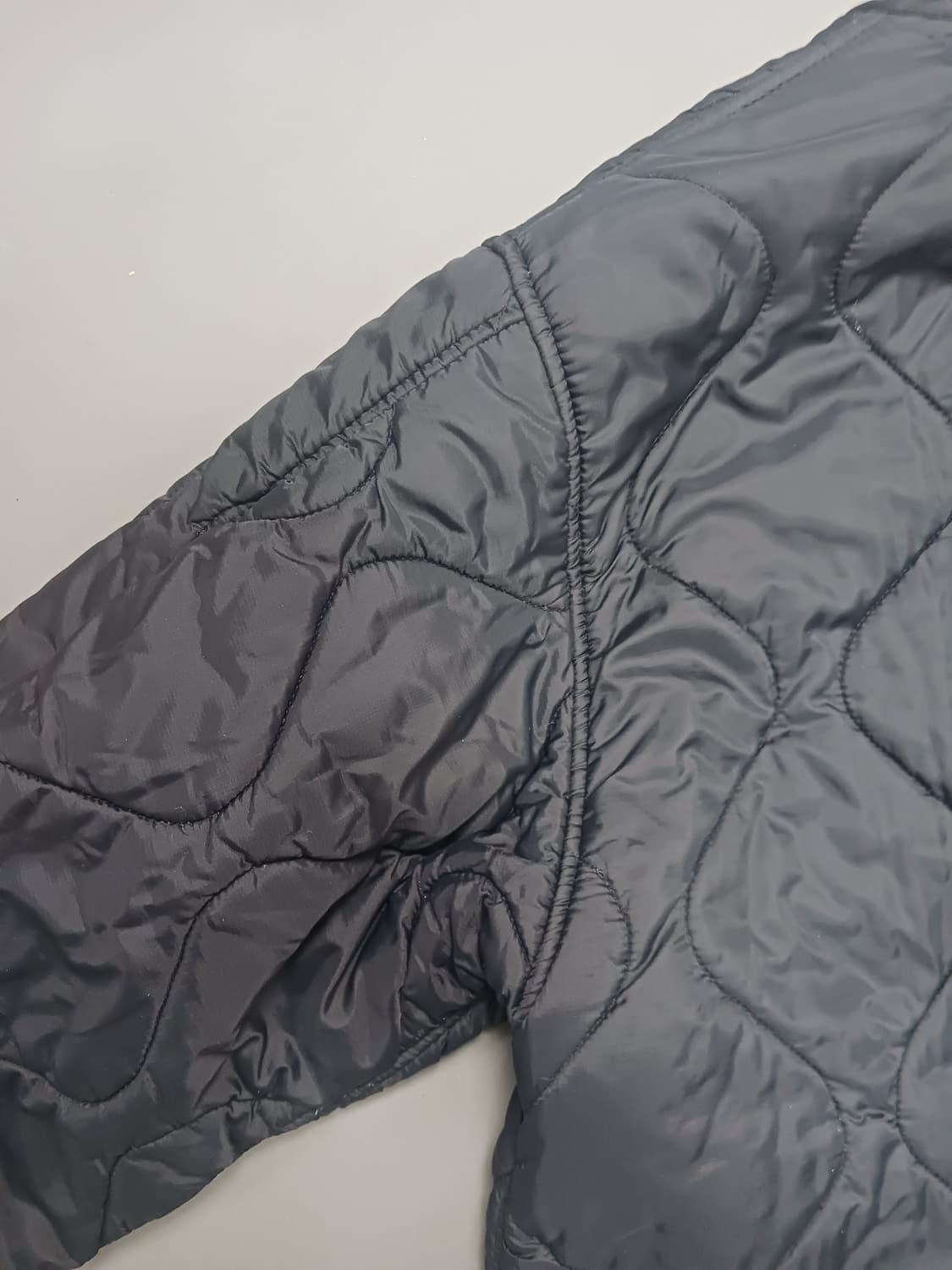 [프리] 아스노핏 깔깔이 퀼팅 경량 패딩 자켓 블랙 상품이미지9