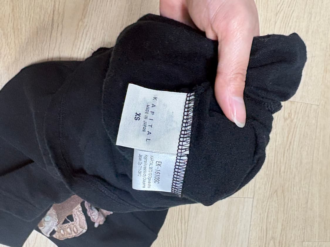 캐피탈 20 크루 티셔츠 블랙 상품이미지3