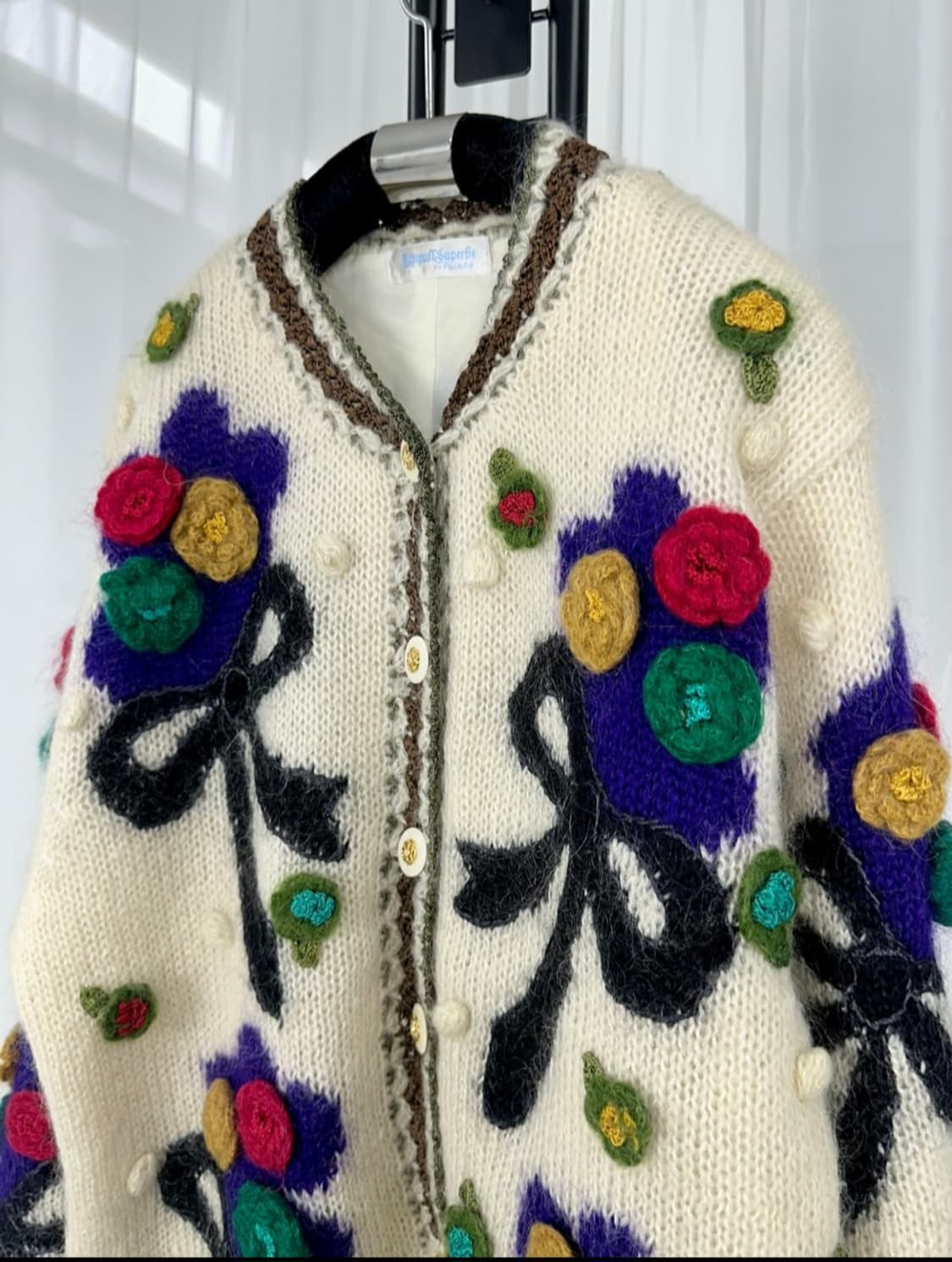 입체꽃 스웨터 상품이미지3