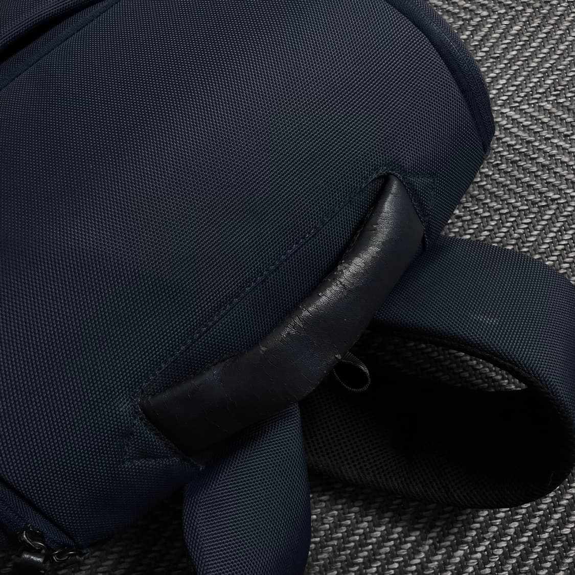 샘소나이트 미니멀 네이비 백팩 o 4490 상품이미지5