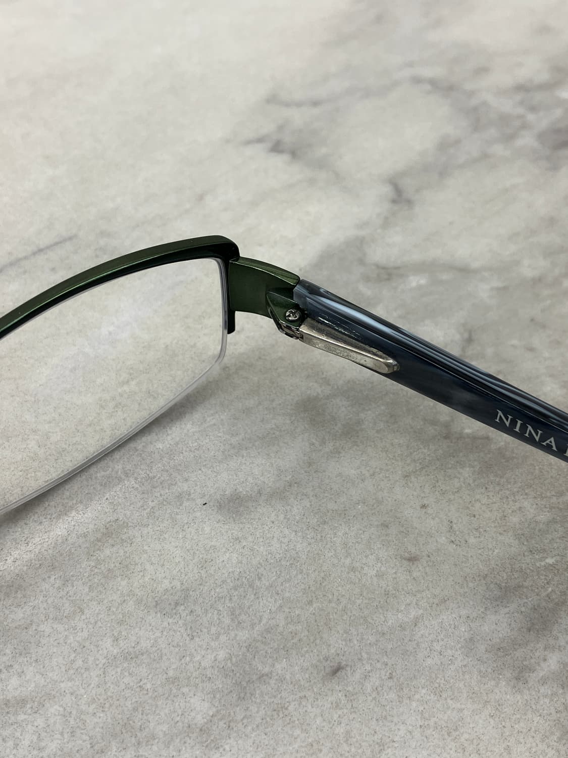B44 니나리치 NINA RICCI 유광 딥그린 반무테 큐빅 메탈테 안경 상품이미지3