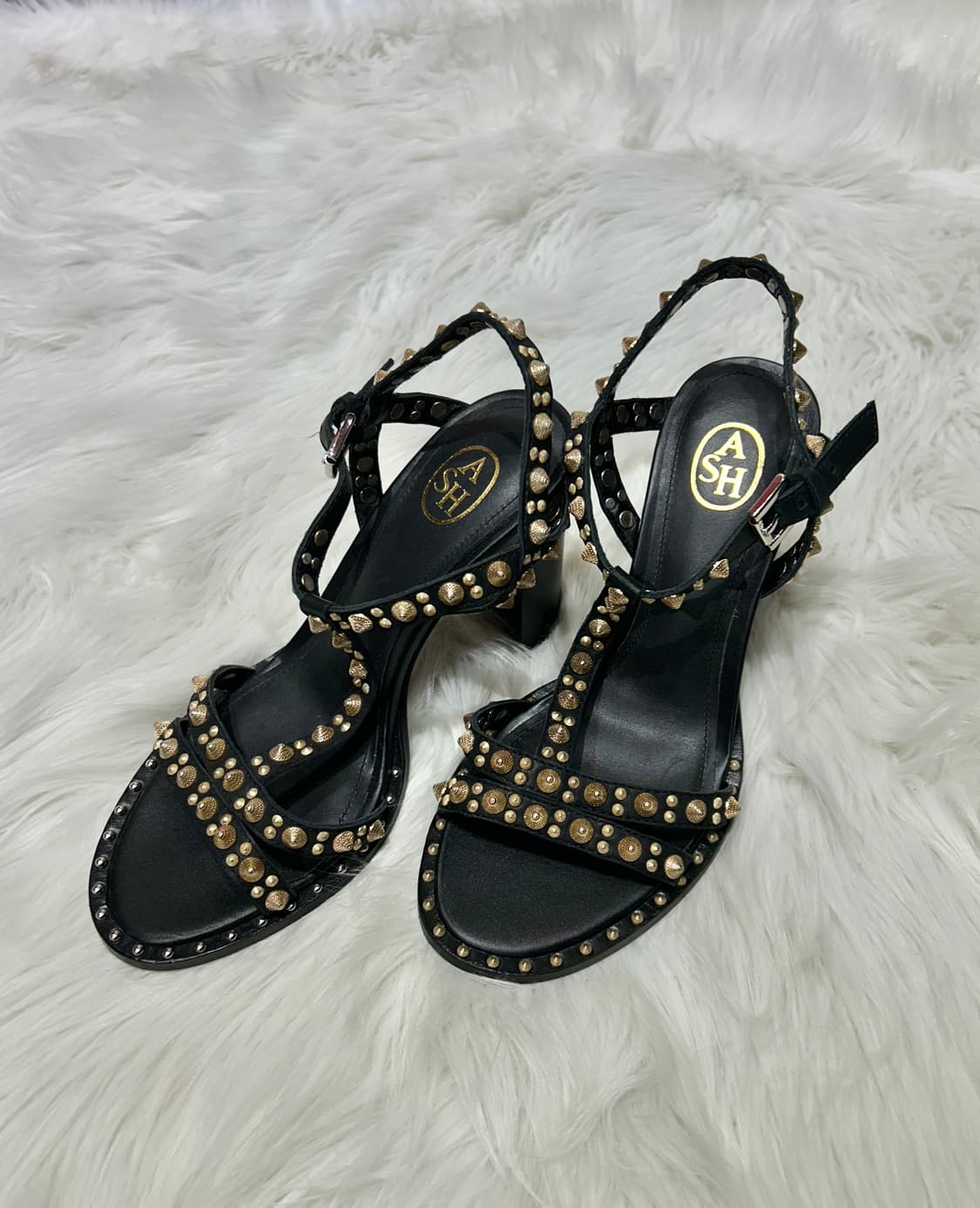 ash stud sandal hill 아쉬 스터드 디테일 샌들 힐 상품이미지1