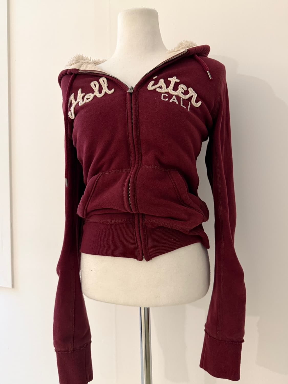 홀리스터 버건디 털 후드집업 상품이미지1