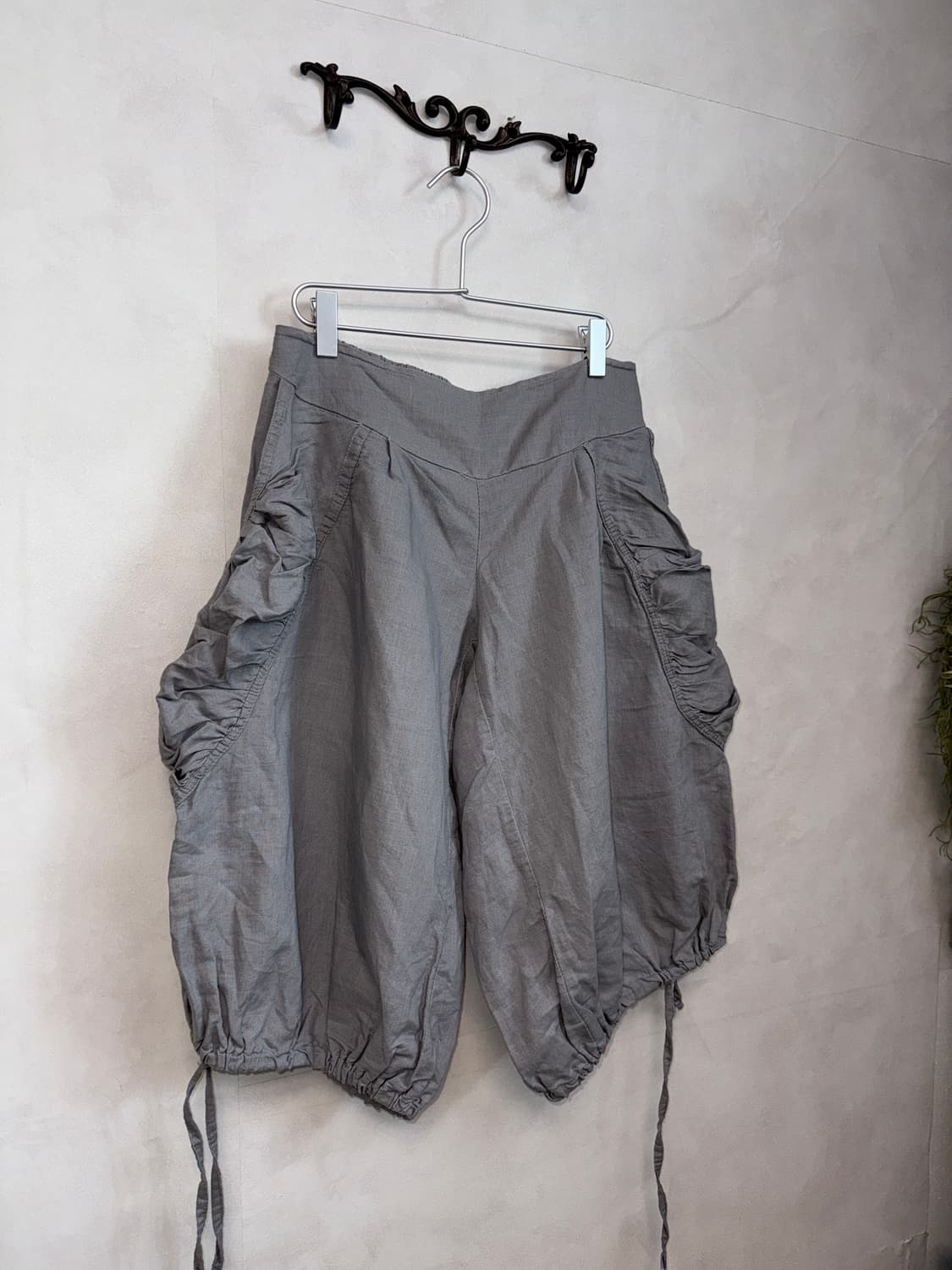 Gray shirring pocket balloon bermuda 상품이미지2